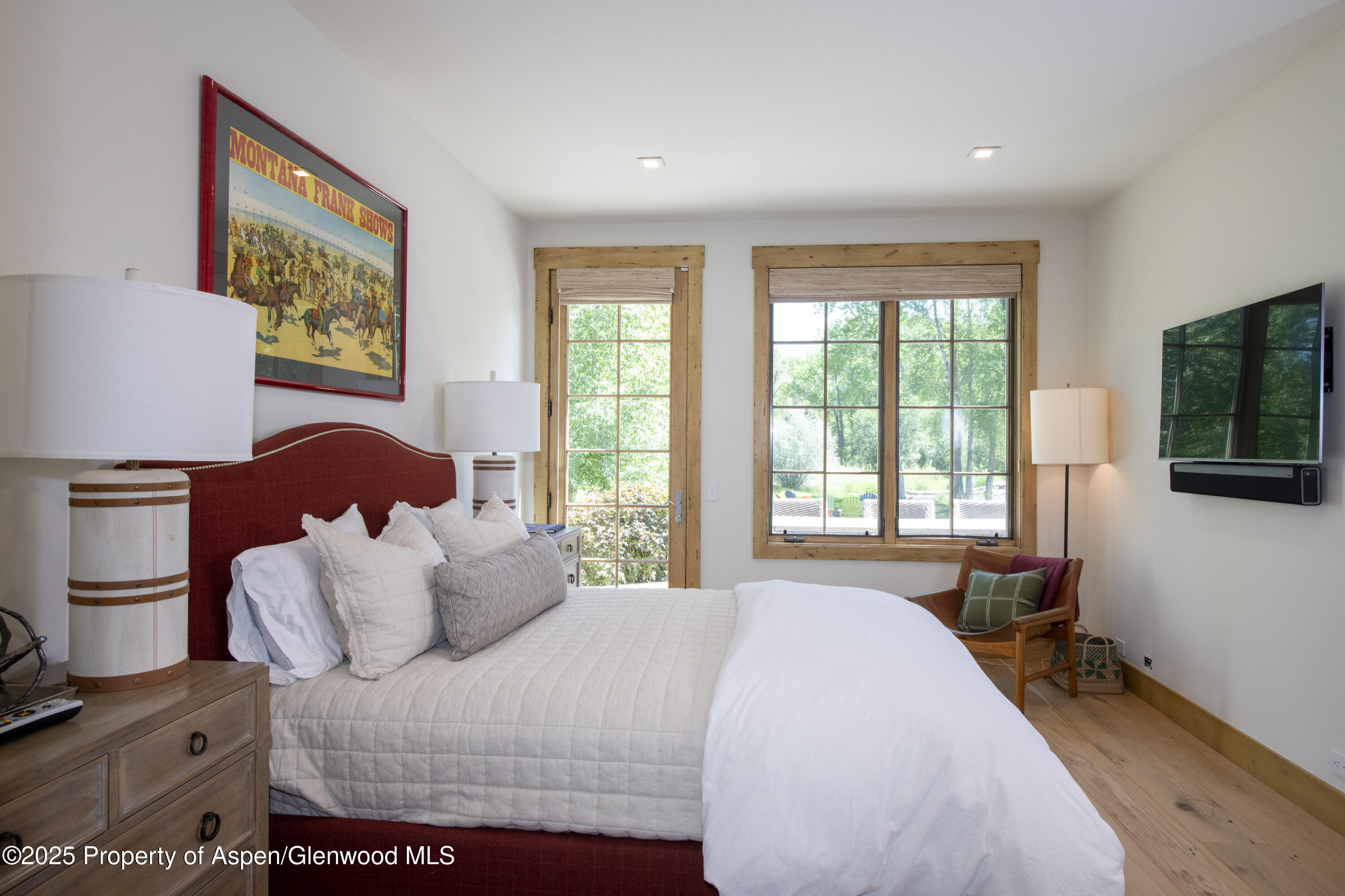 1207 Hooks Spur Road