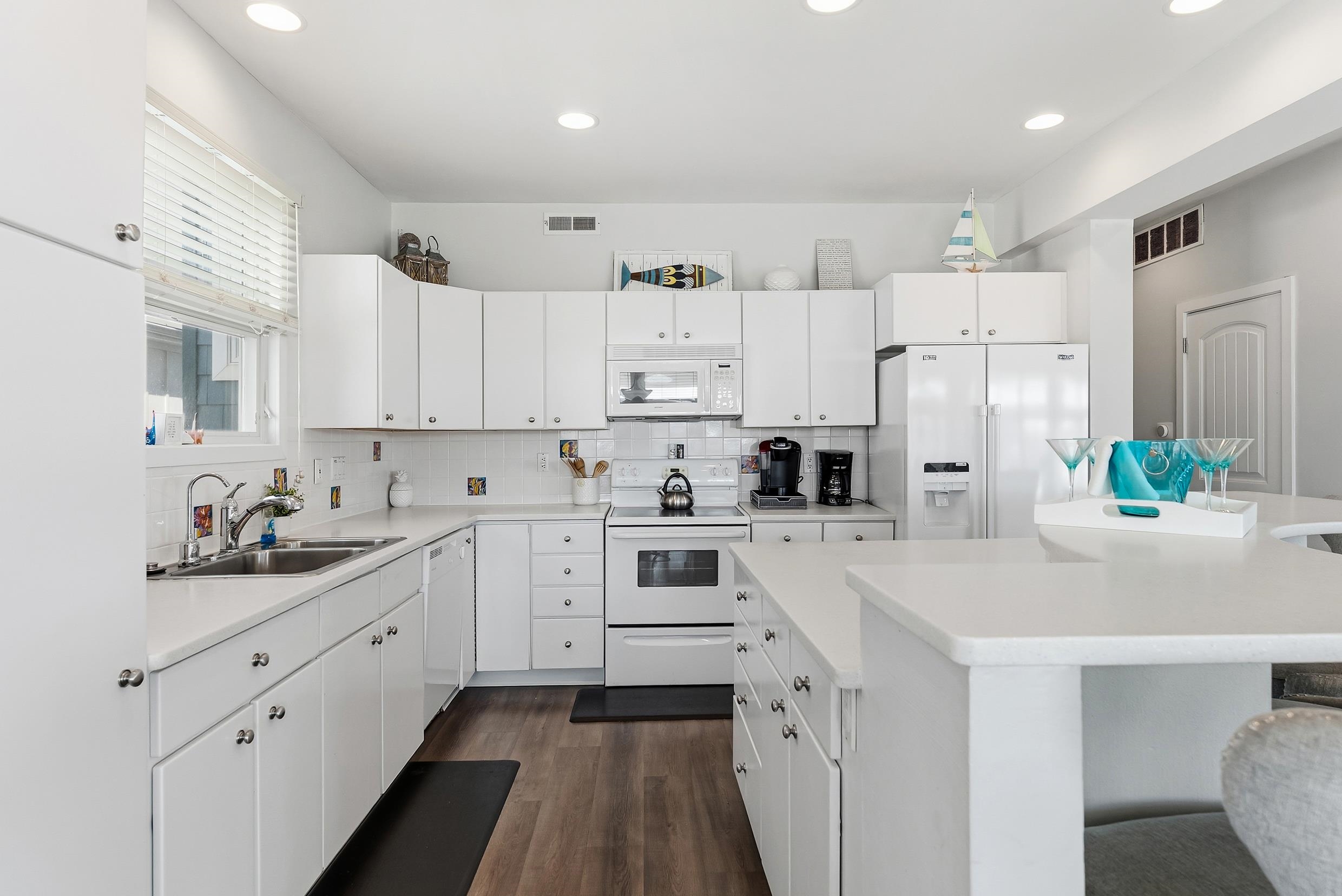 4301 Central Avenue Unit: 1st Fl