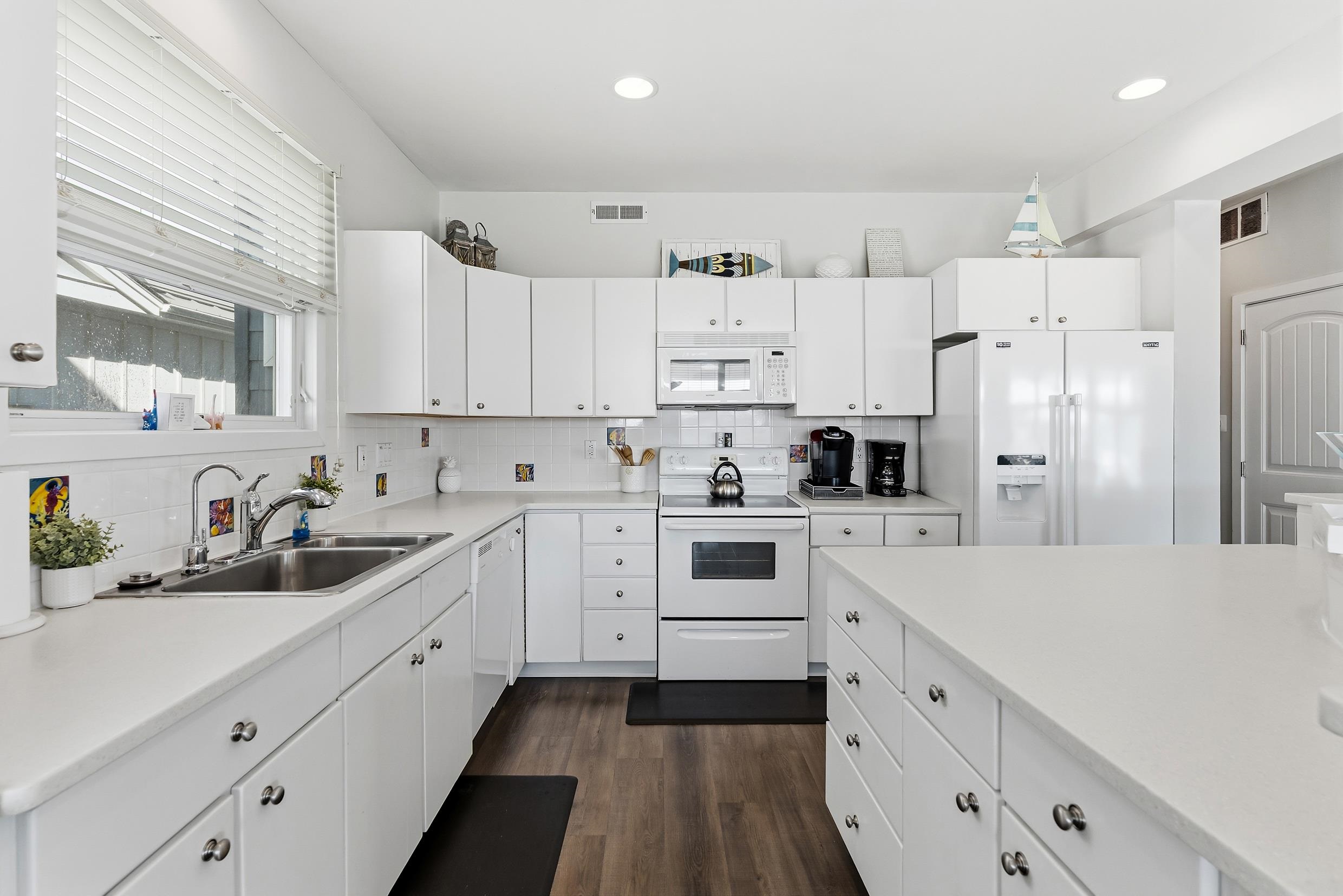 4301 Central Avenue Unit: 1st Fl
