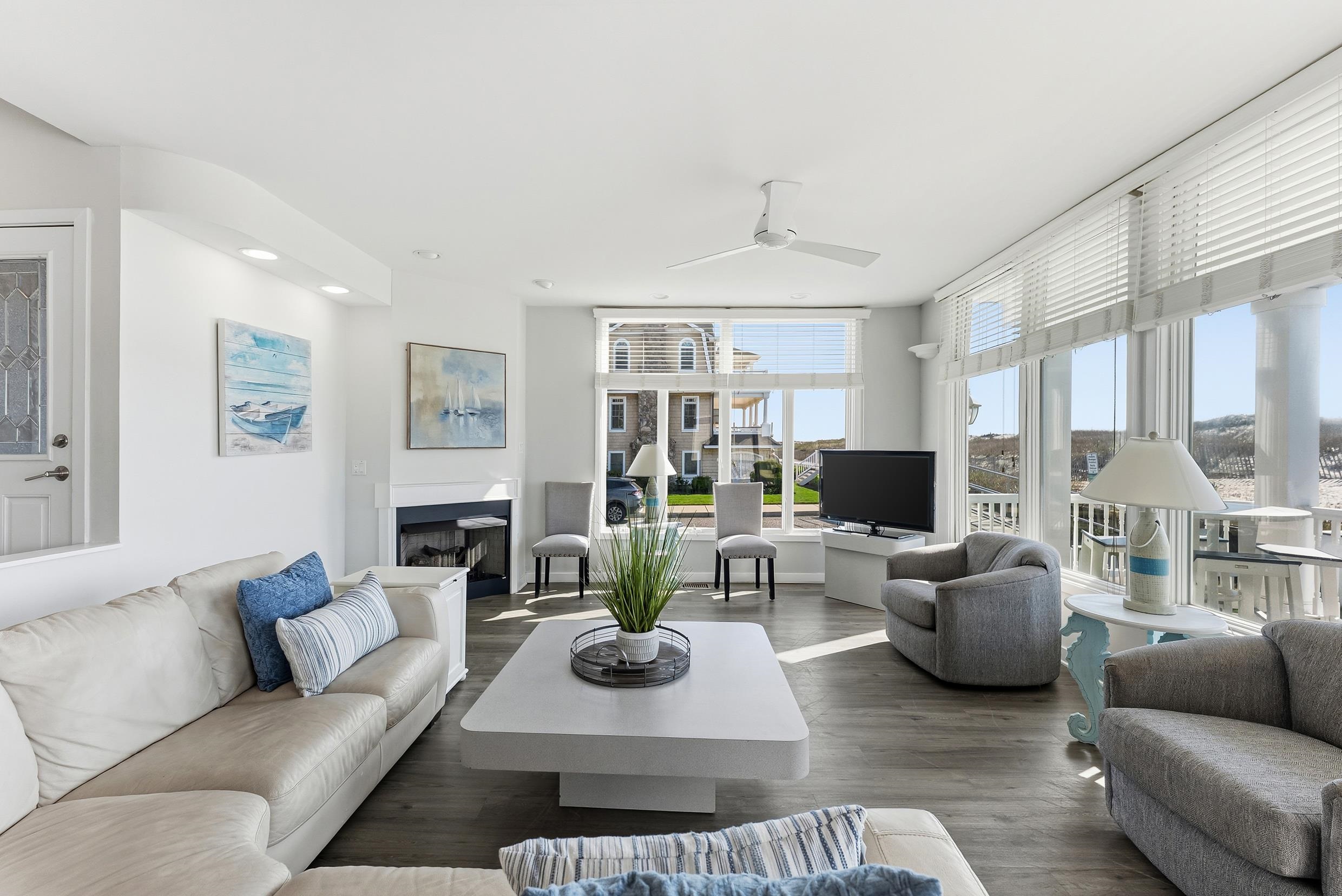 4301 Central Avenue Unit: 1st Fl