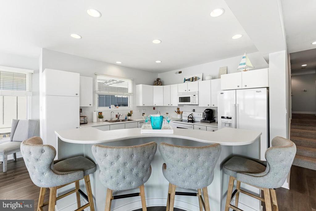 4301 CENTRAL AVENUE Unit: 1ST FLOOR