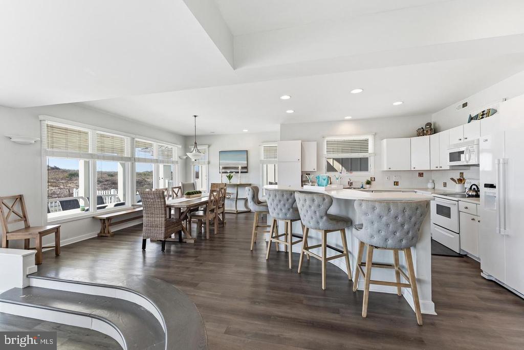 4301 CENTRAL AVENUE Unit: 1ST FLOOR
