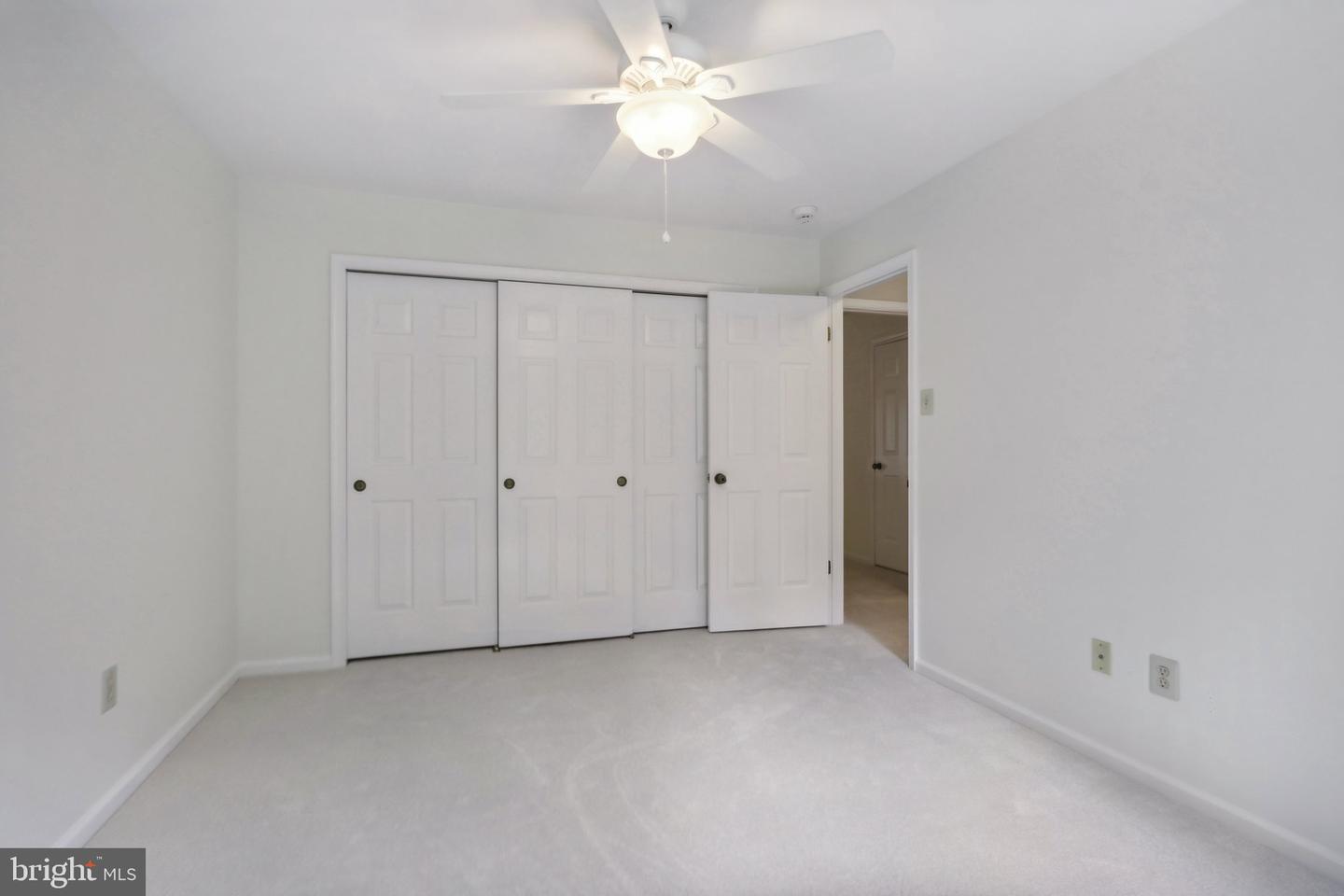 1002 Kennett Way