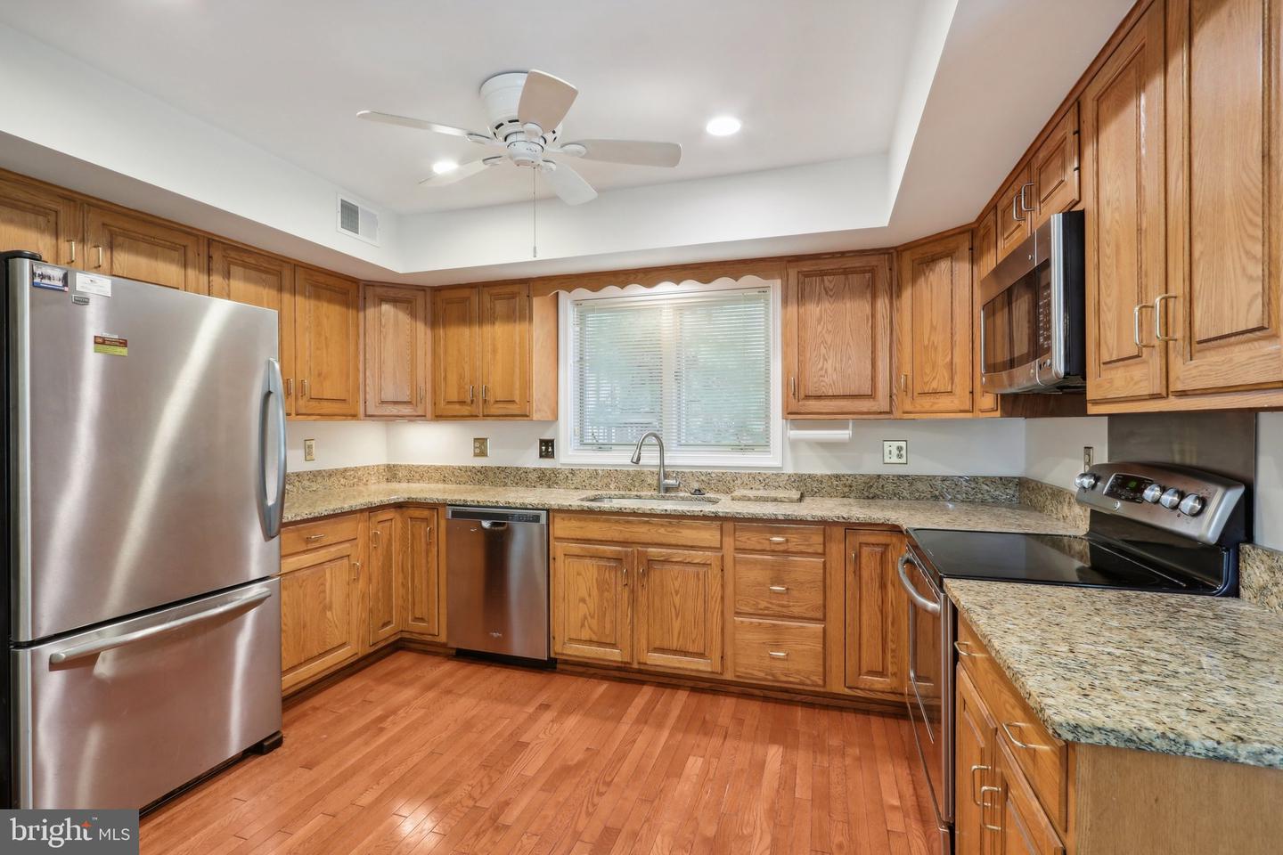 1002 Kennett Way