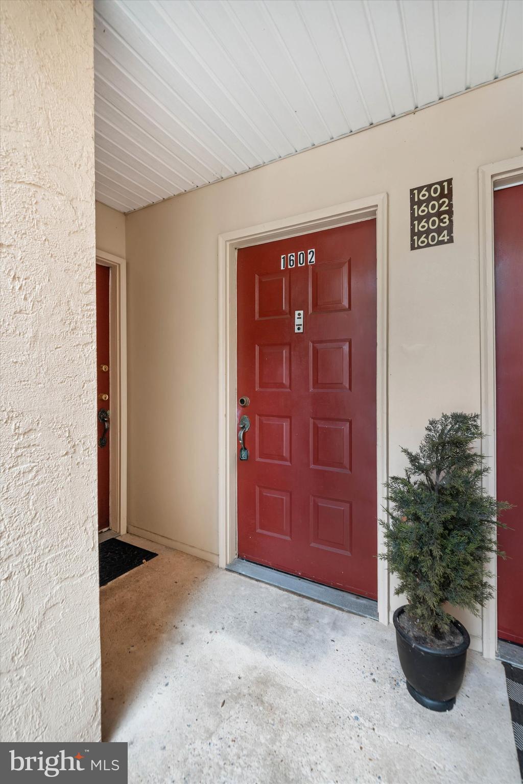 1602 PAINTERS CROSSING 1602