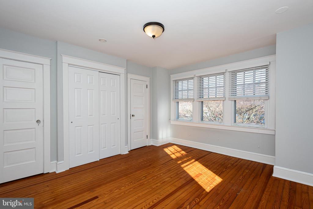 112 CONESTOGA ROAD