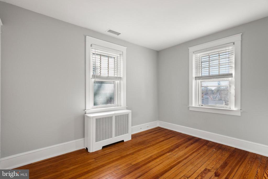 112 CONESTOGA ROAD