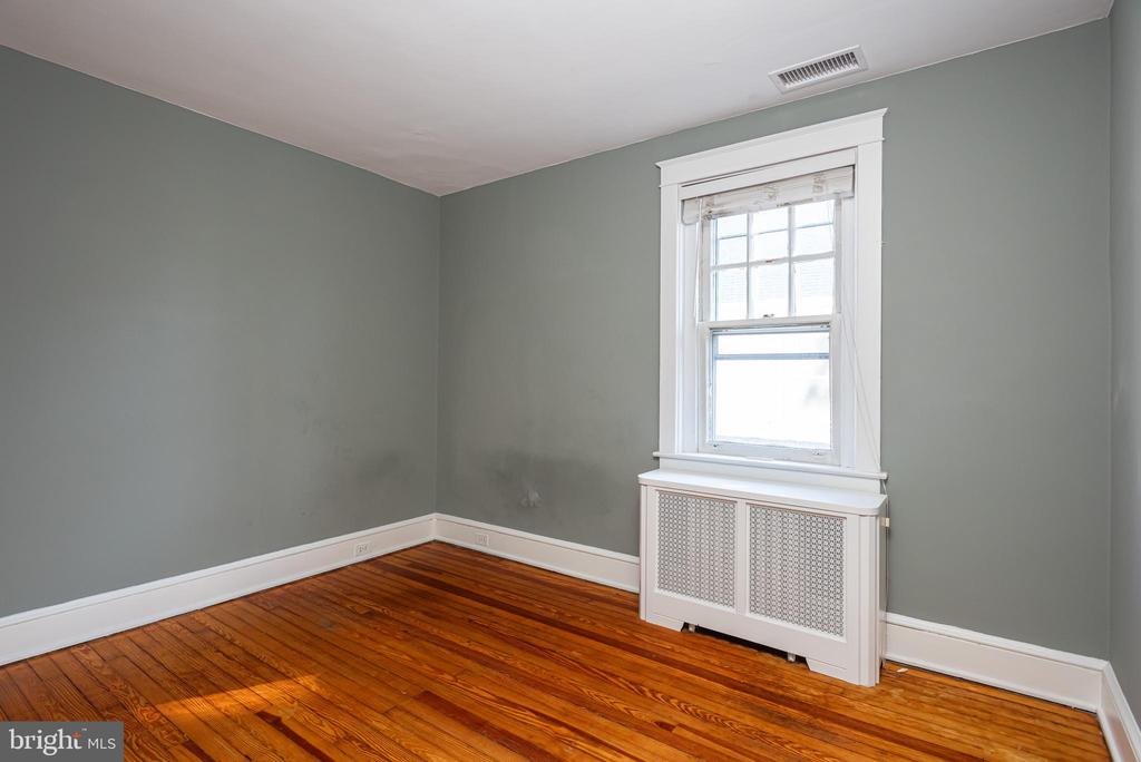 112 CONESTOGA ROAD