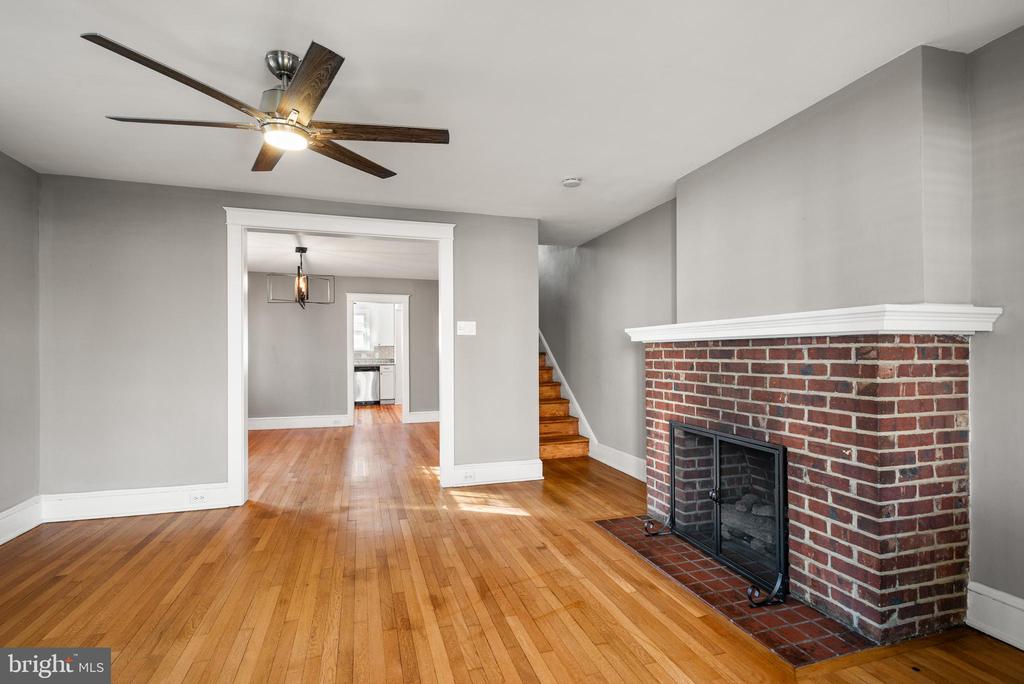 112 CONESTOGA ROAD