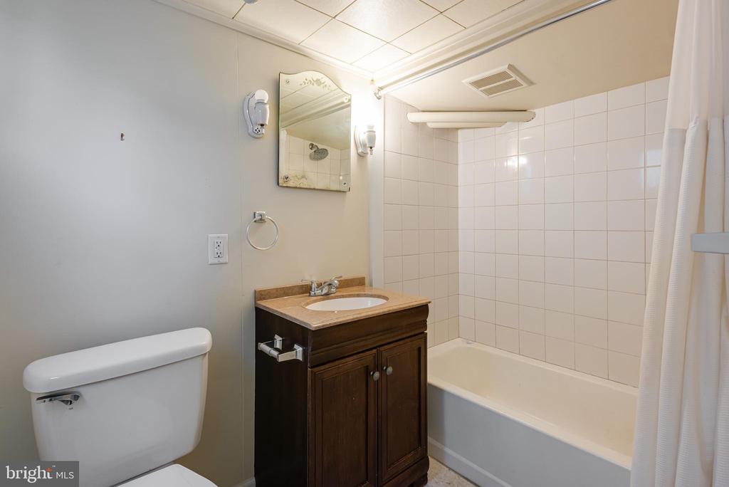 112 CONESTOGA ROAD