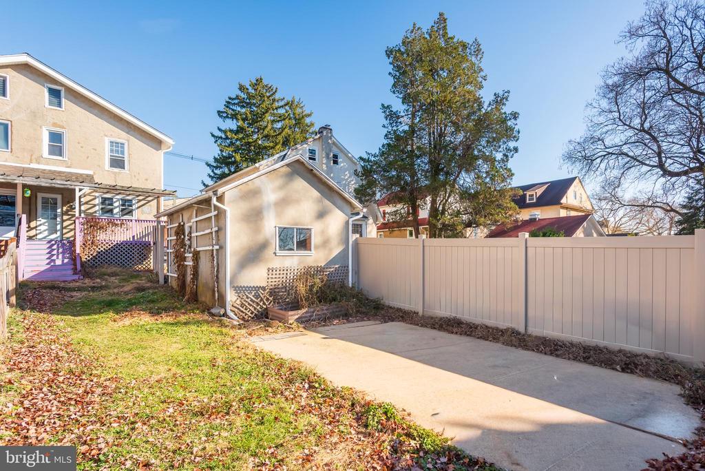 112 CONESTOGA ROAD