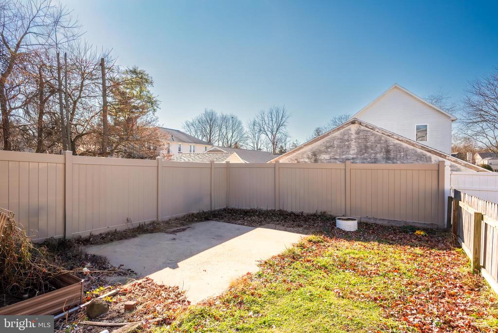 112 CONESTOGA ROAD