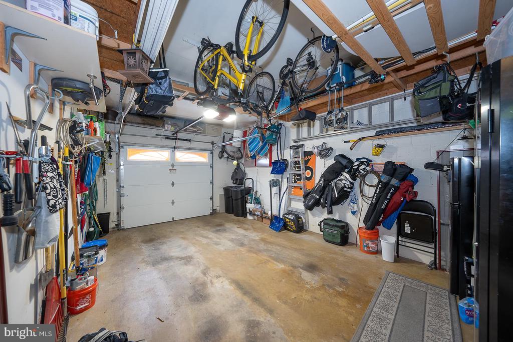 127 SPRINGTON MEWS CIRCLE