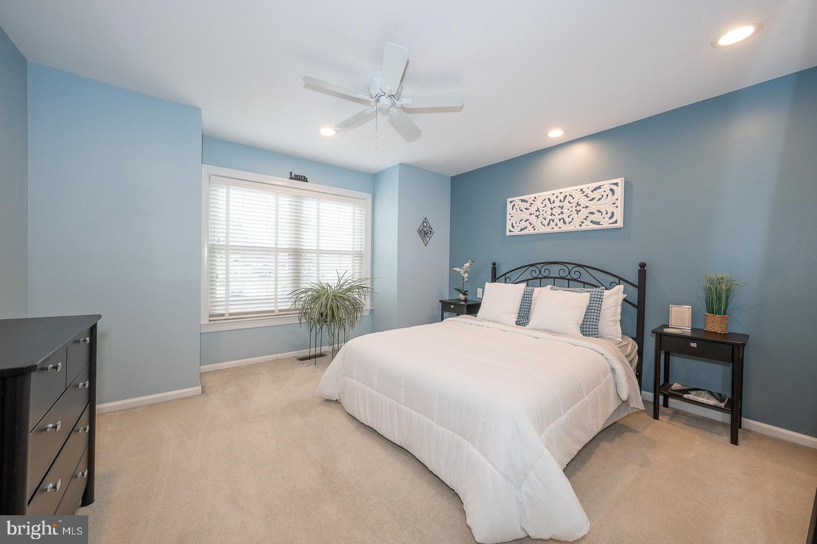 127 SPRINGTON MEWS CIRCLE