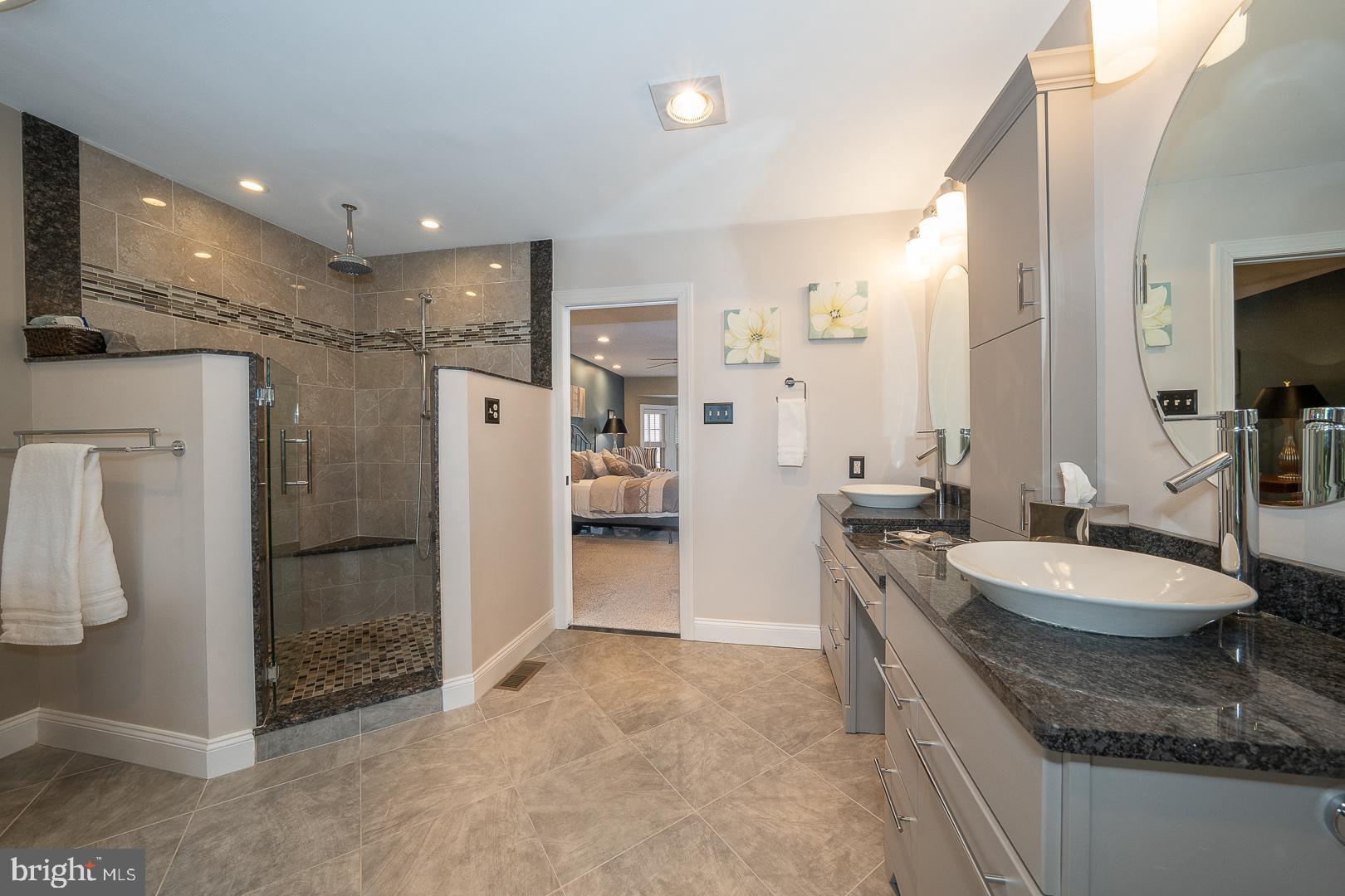 127 SPRINGTON MEWS CIRCLE