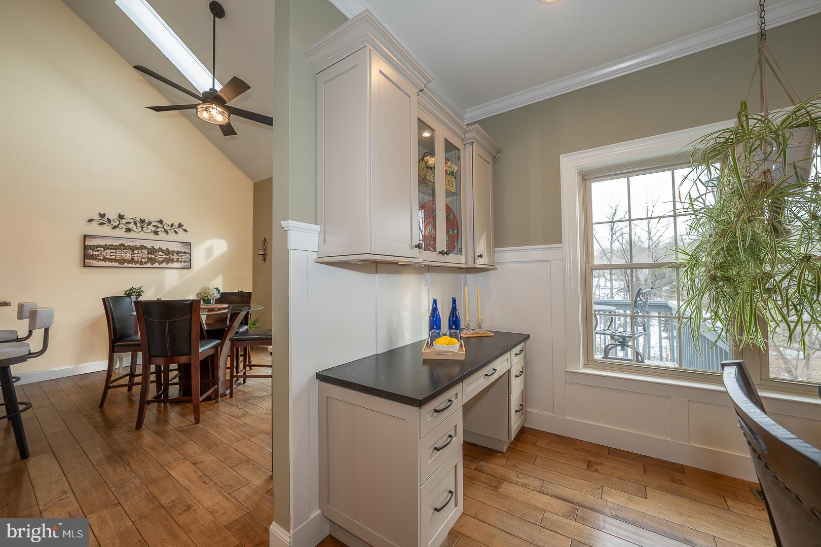 127 SPRINGTON MEWS CIRCLE