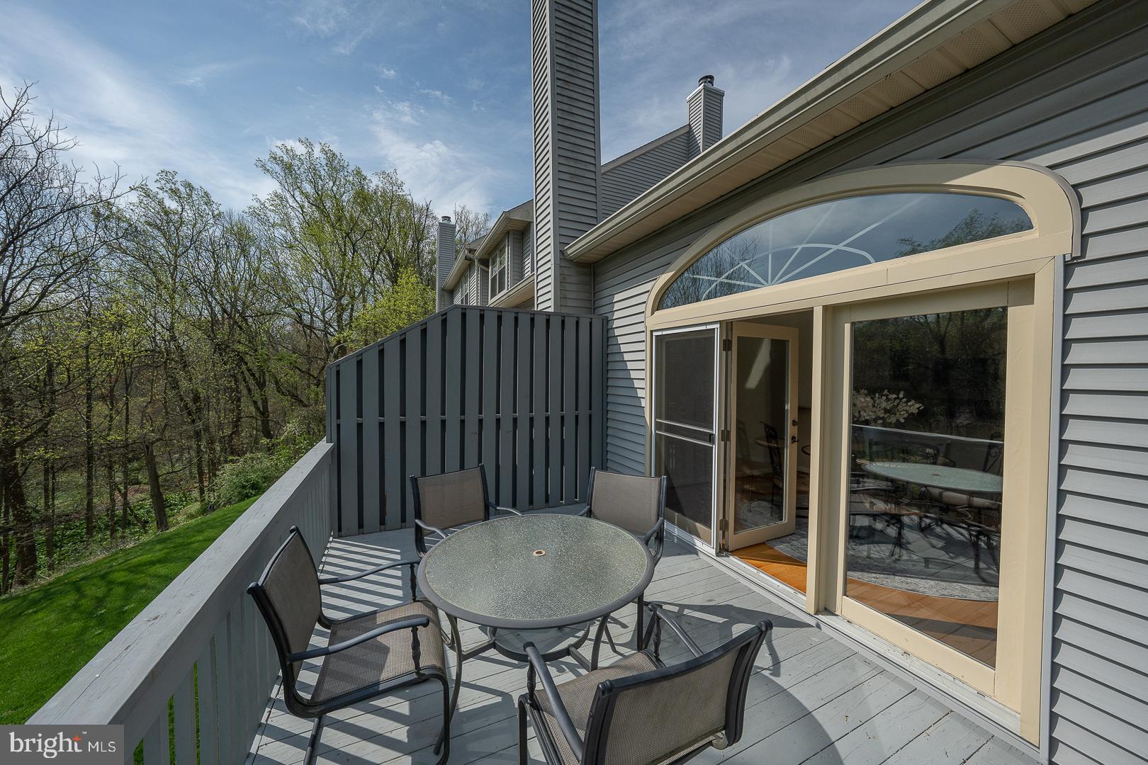 125 SPRINGTON MEWS CIRCLE