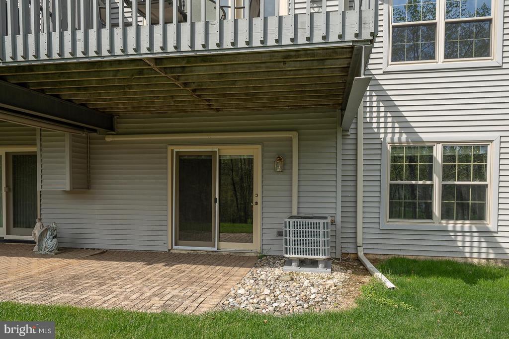 125 SPRINGTON MEWS CIRCLE
