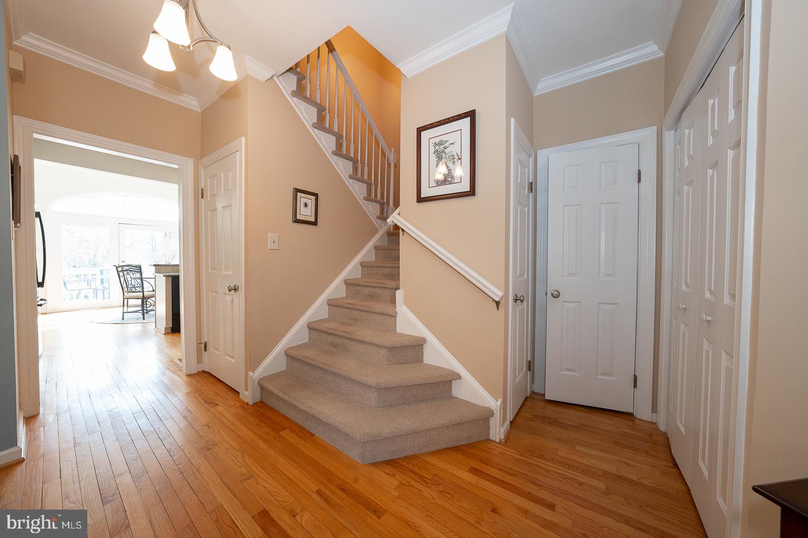 125 SPRINGTON MEWS CIRCLE