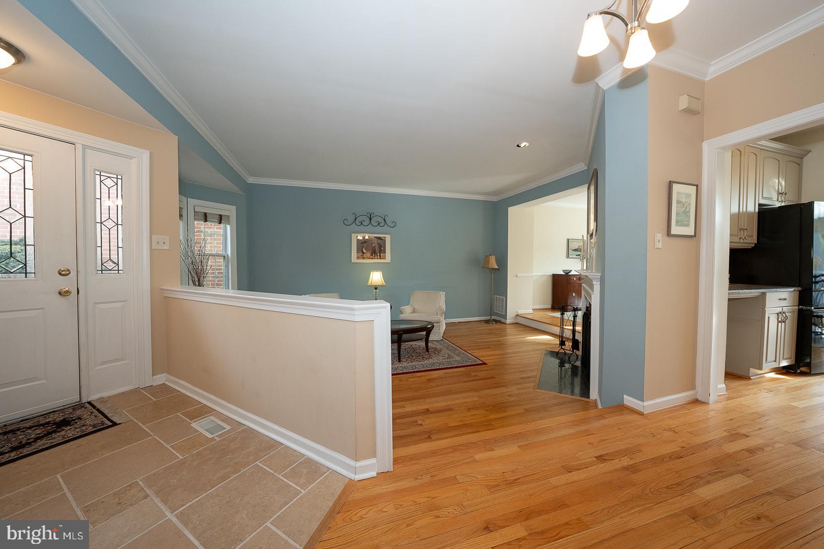 125 SPRINGTON MEWS CIRCLE