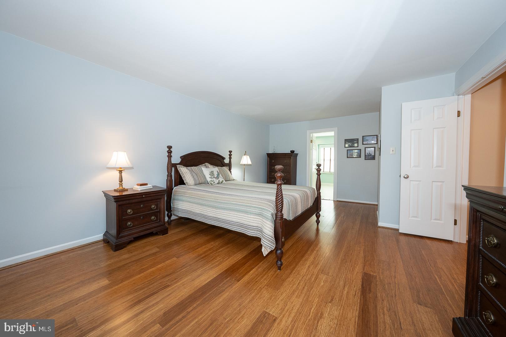 125 SPRINGTON MEWS CIRCLE