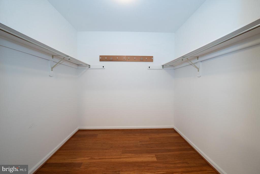 125 SPRINGTON MEWS CIRCLE