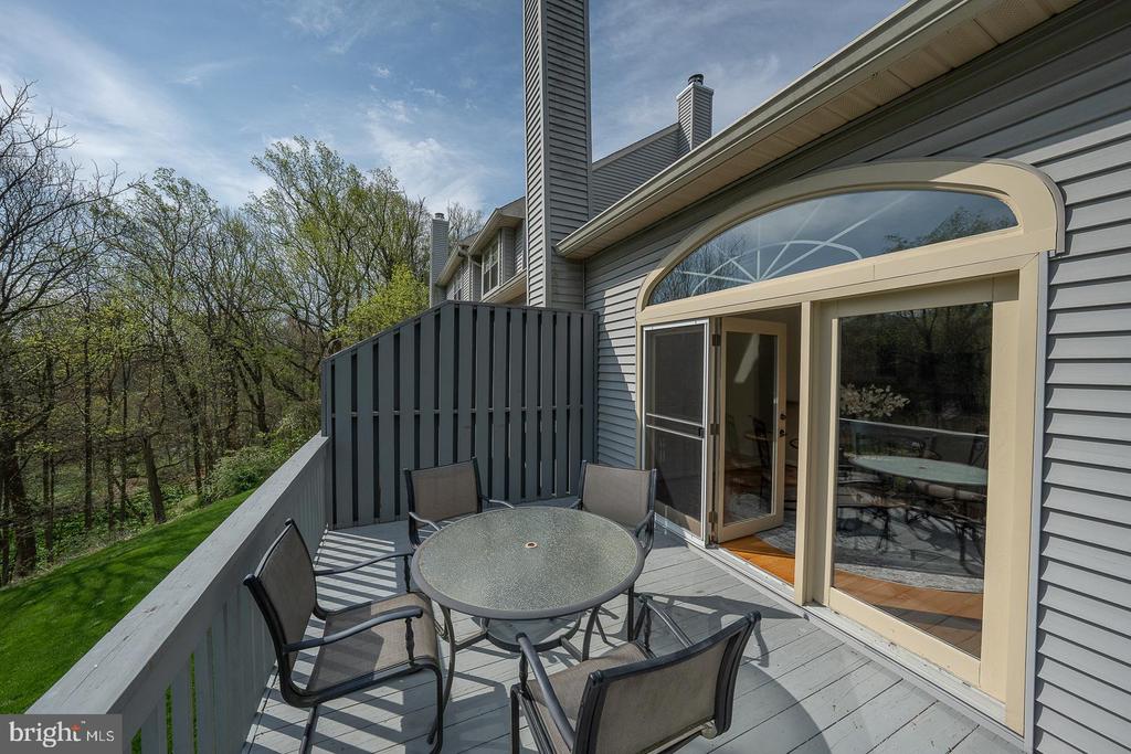 125 SPRINGTON MEWS CIRCLE