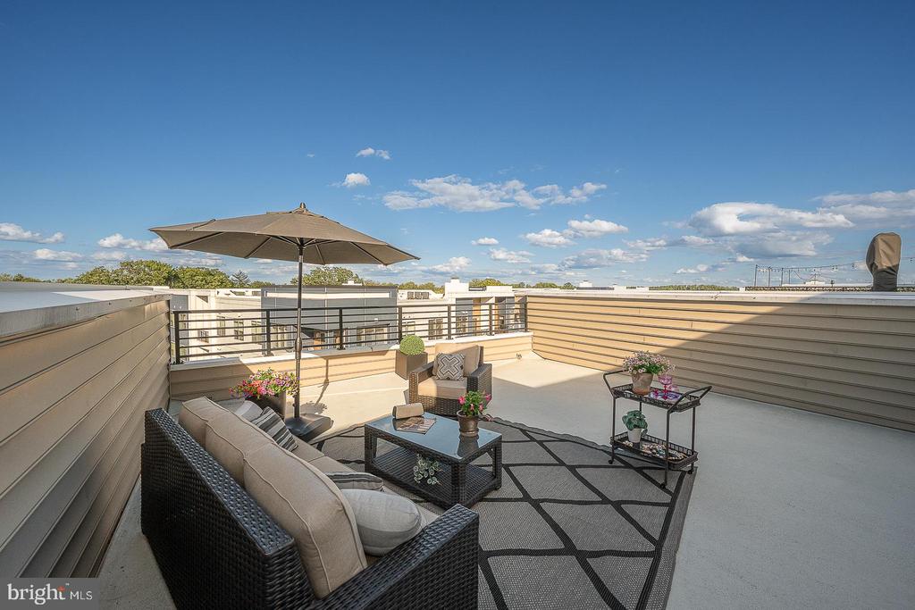 242 CHARLES ELLIS DRIVE