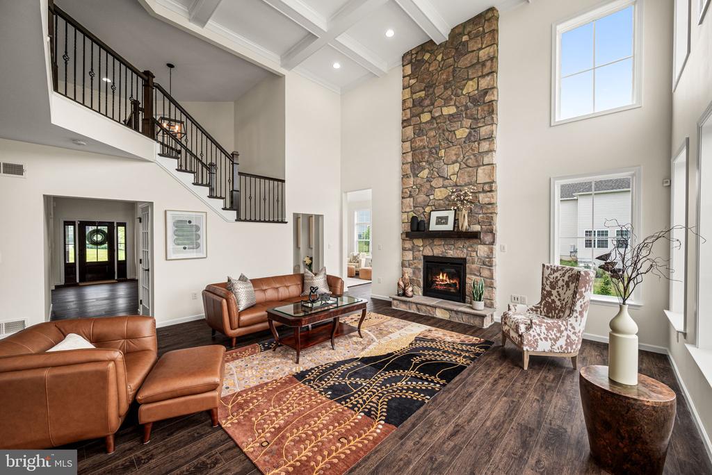 113 PARKVIEW WAY