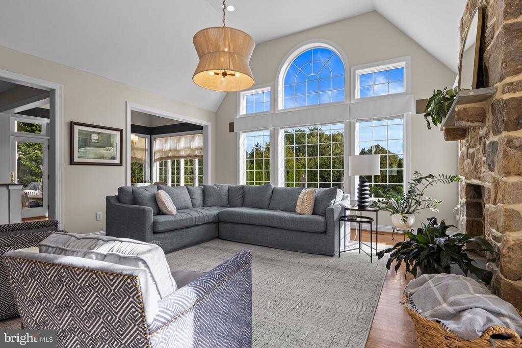 210 QUISSET LANE Unit:           