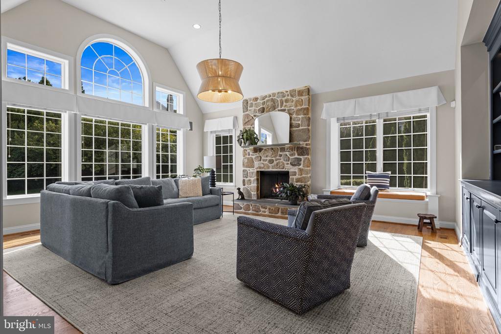 210 QUISSET LANE Unit:           