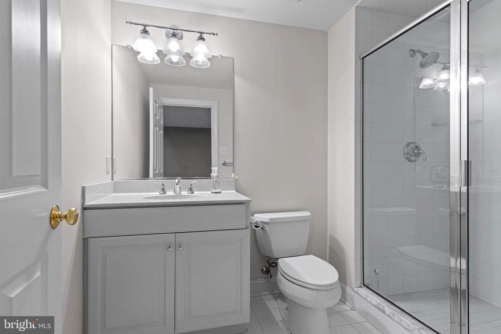 210 QUISSET LANE Unit:           