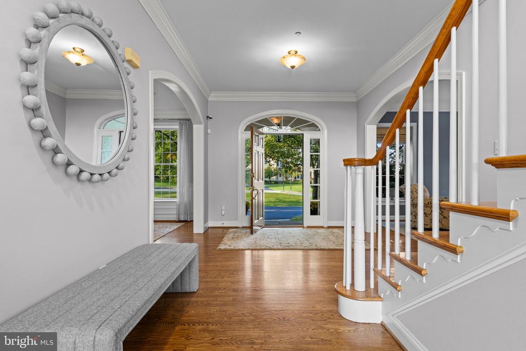 210 QUISSET LANE Unit:           