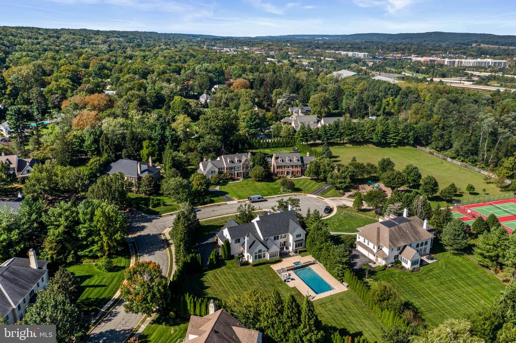 210 QUISSET LANE Unit:           
