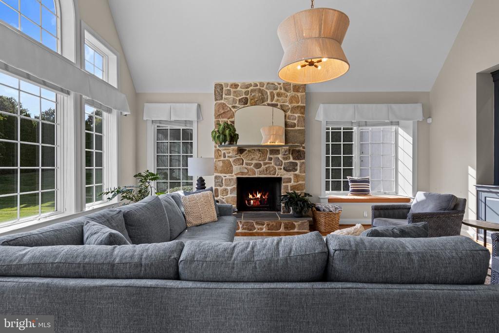 210 QUISSET LANE Unit:           