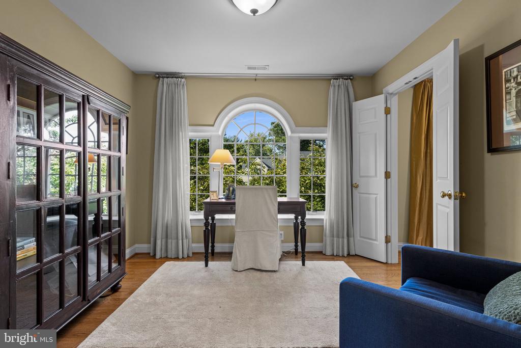210 QUISSET LANE Unit:           