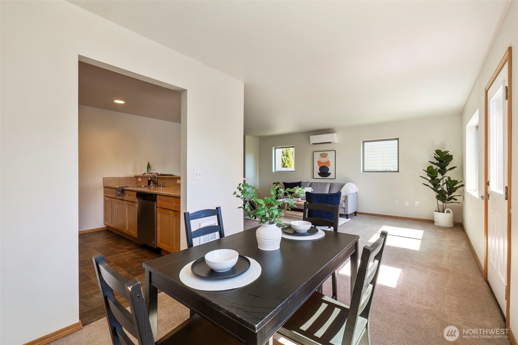 382 NE Ohenry Court