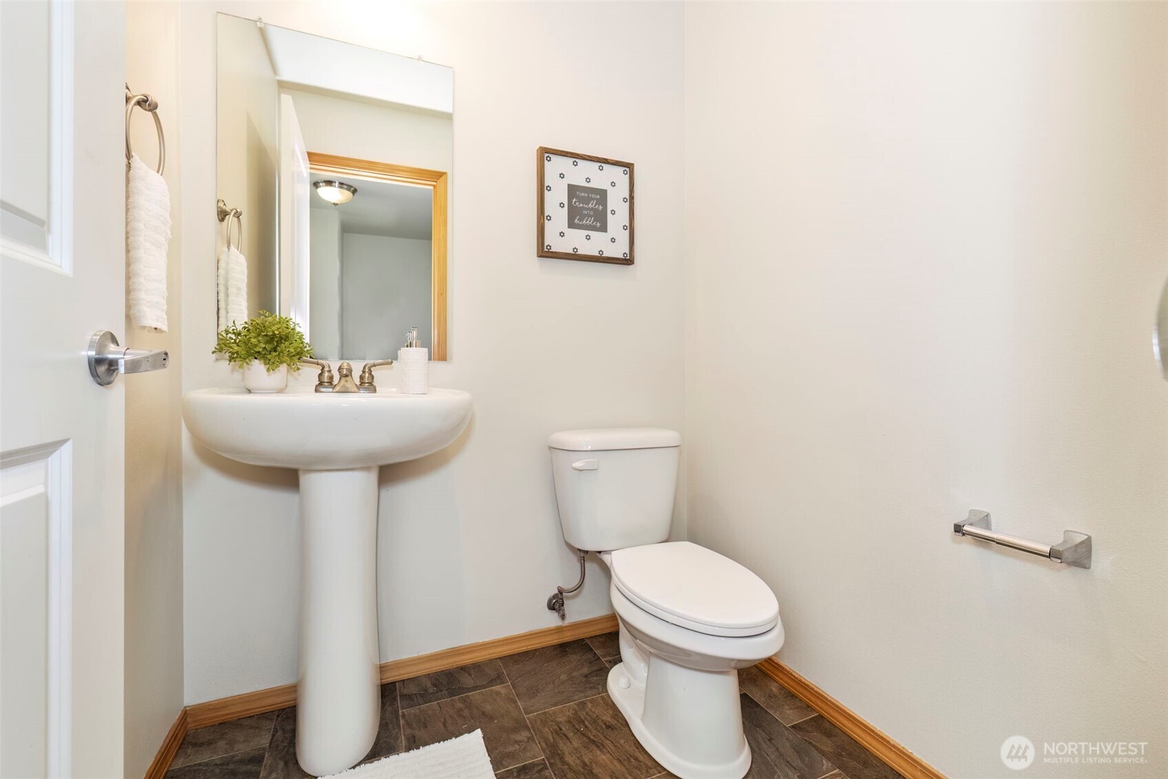 382 NE Ohenry Court