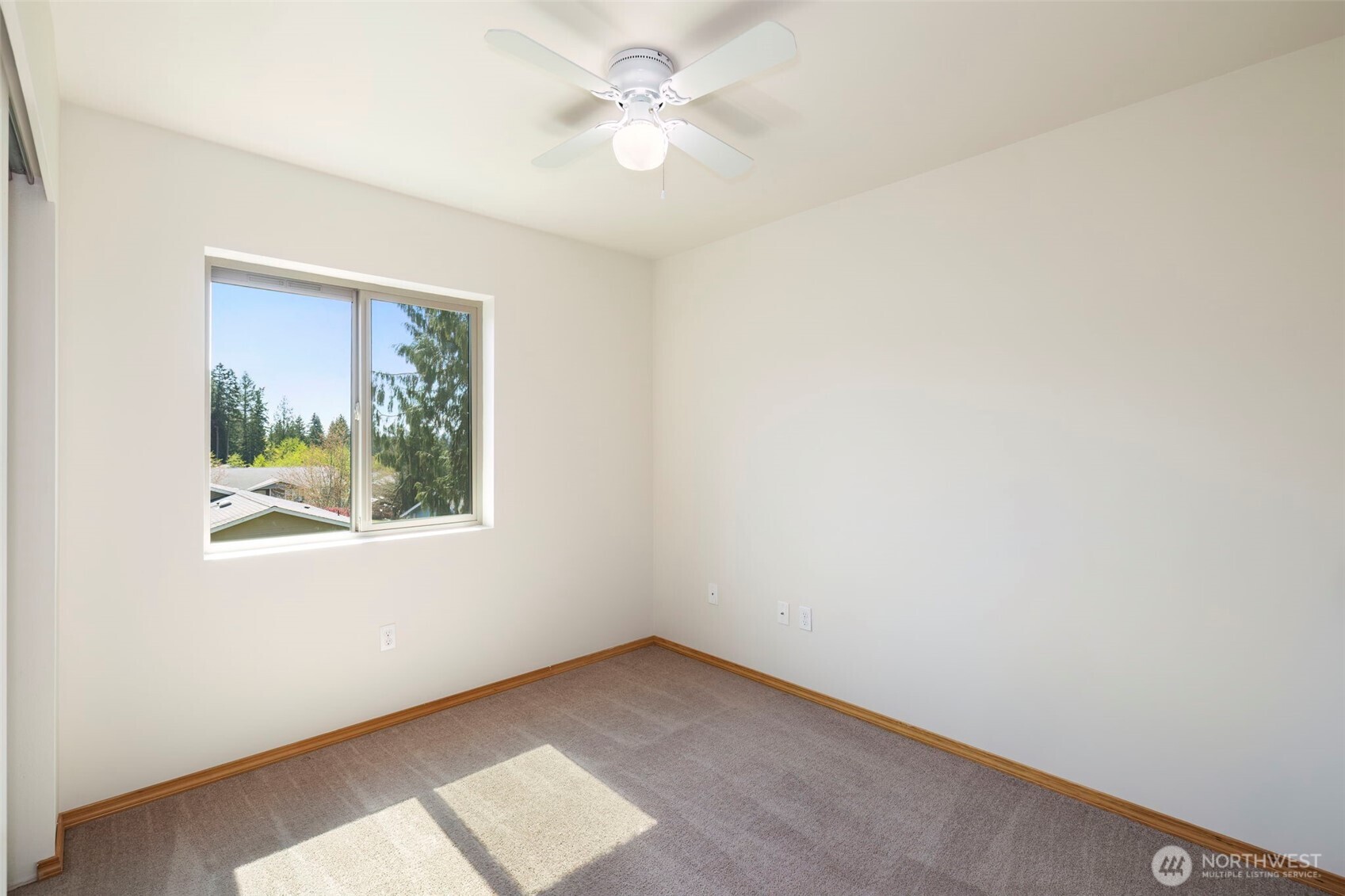 382 NE Ohenry Court