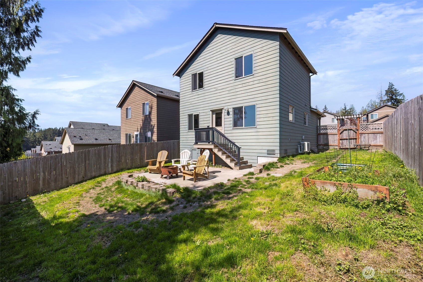 382 NE Ohenry Court