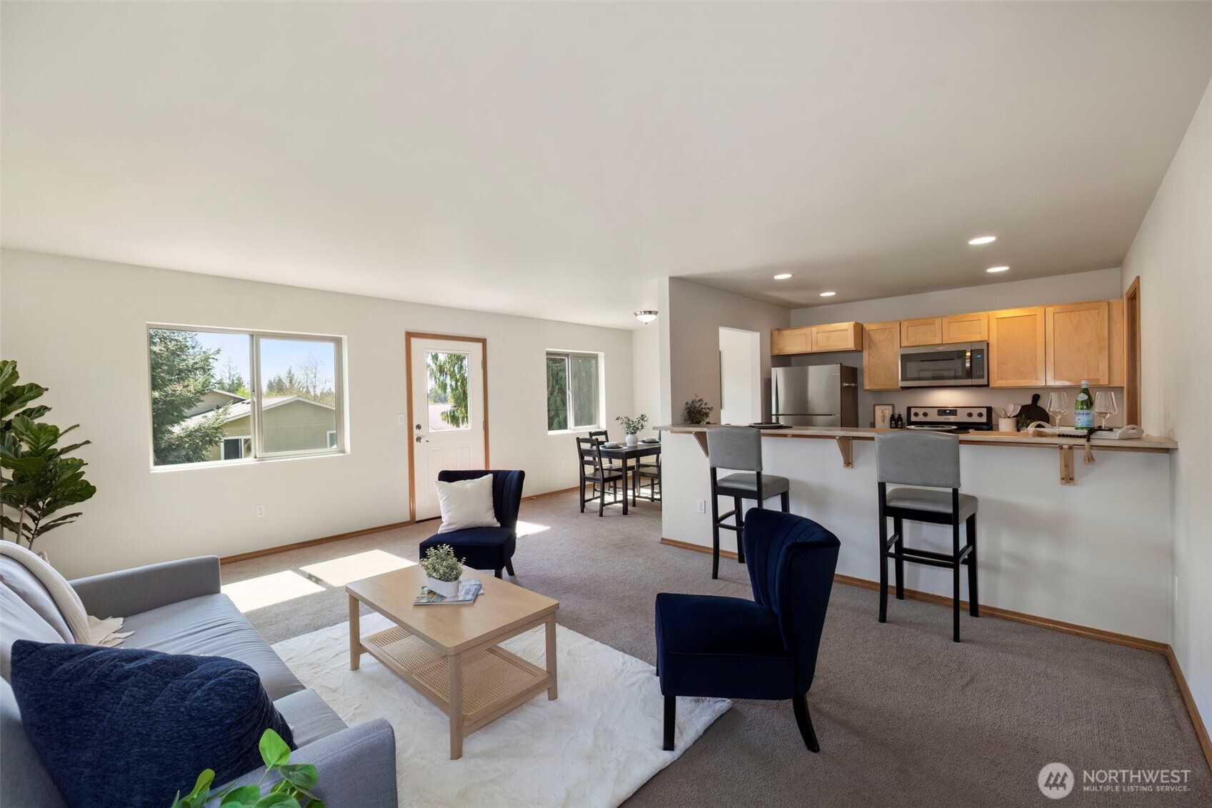382 NE Ohenry Court