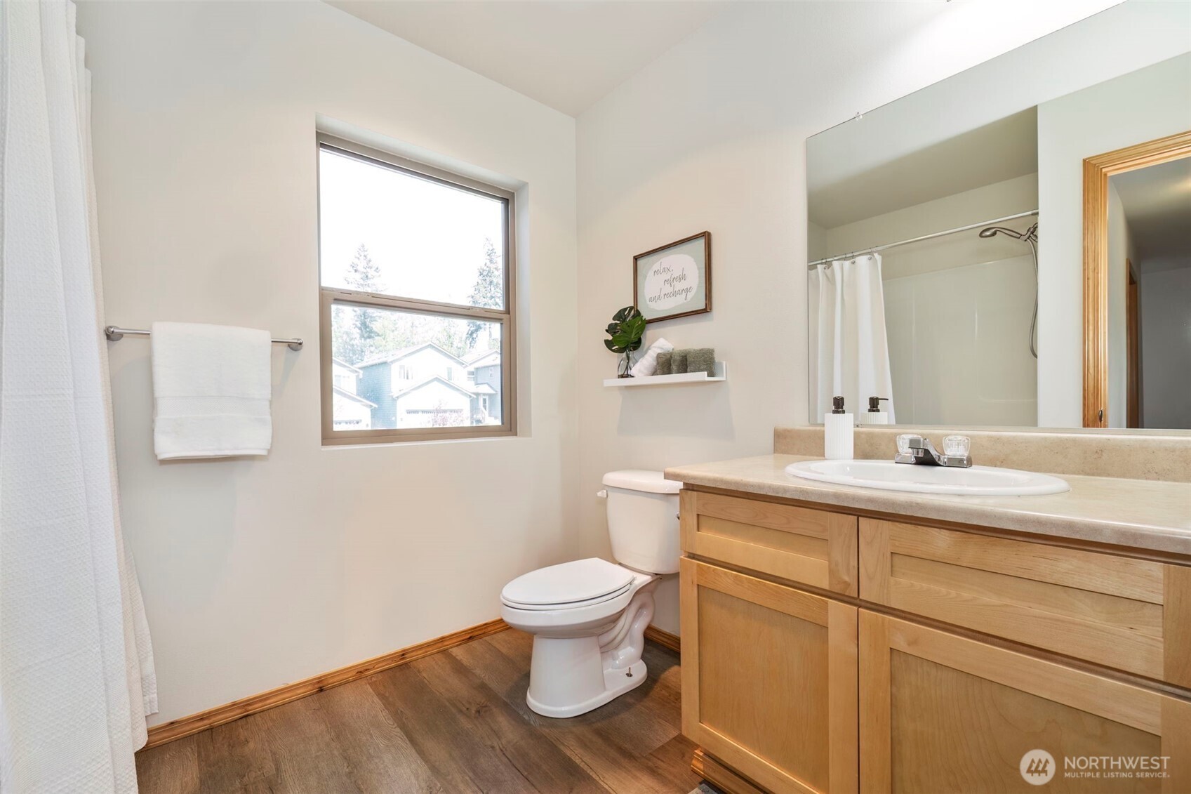 382 NE Ohenry Court