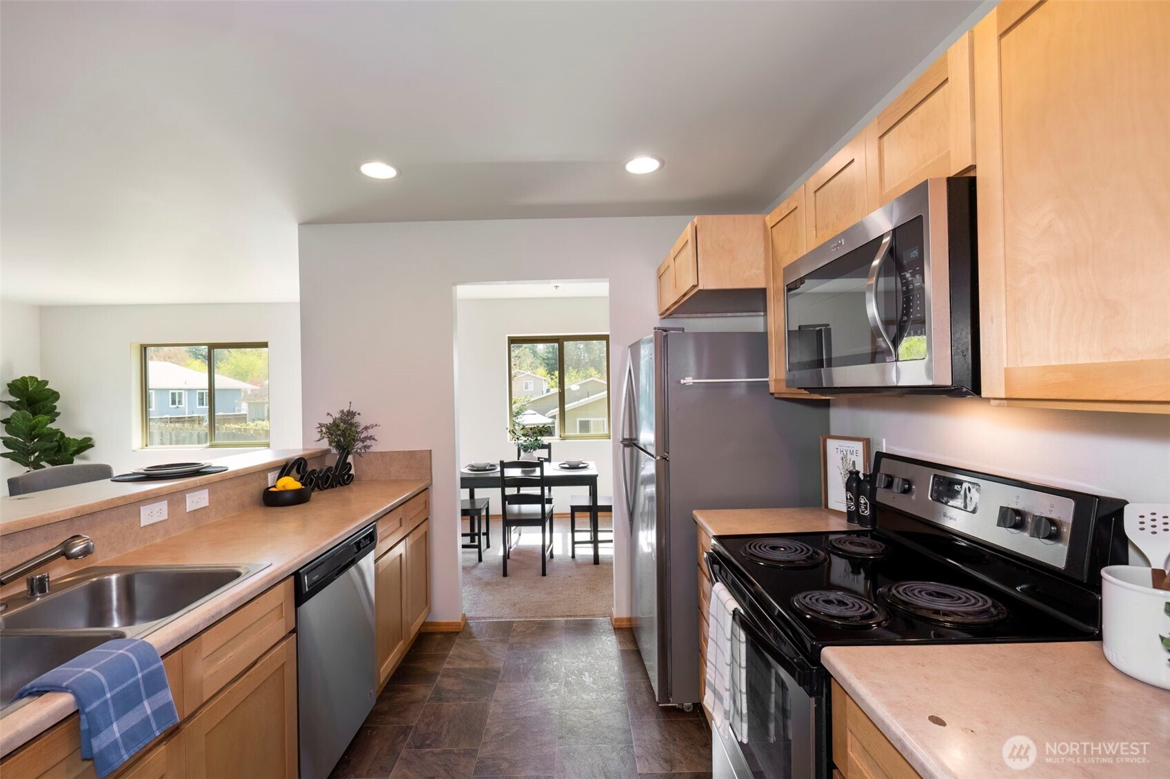 382 NE Ohenry Court