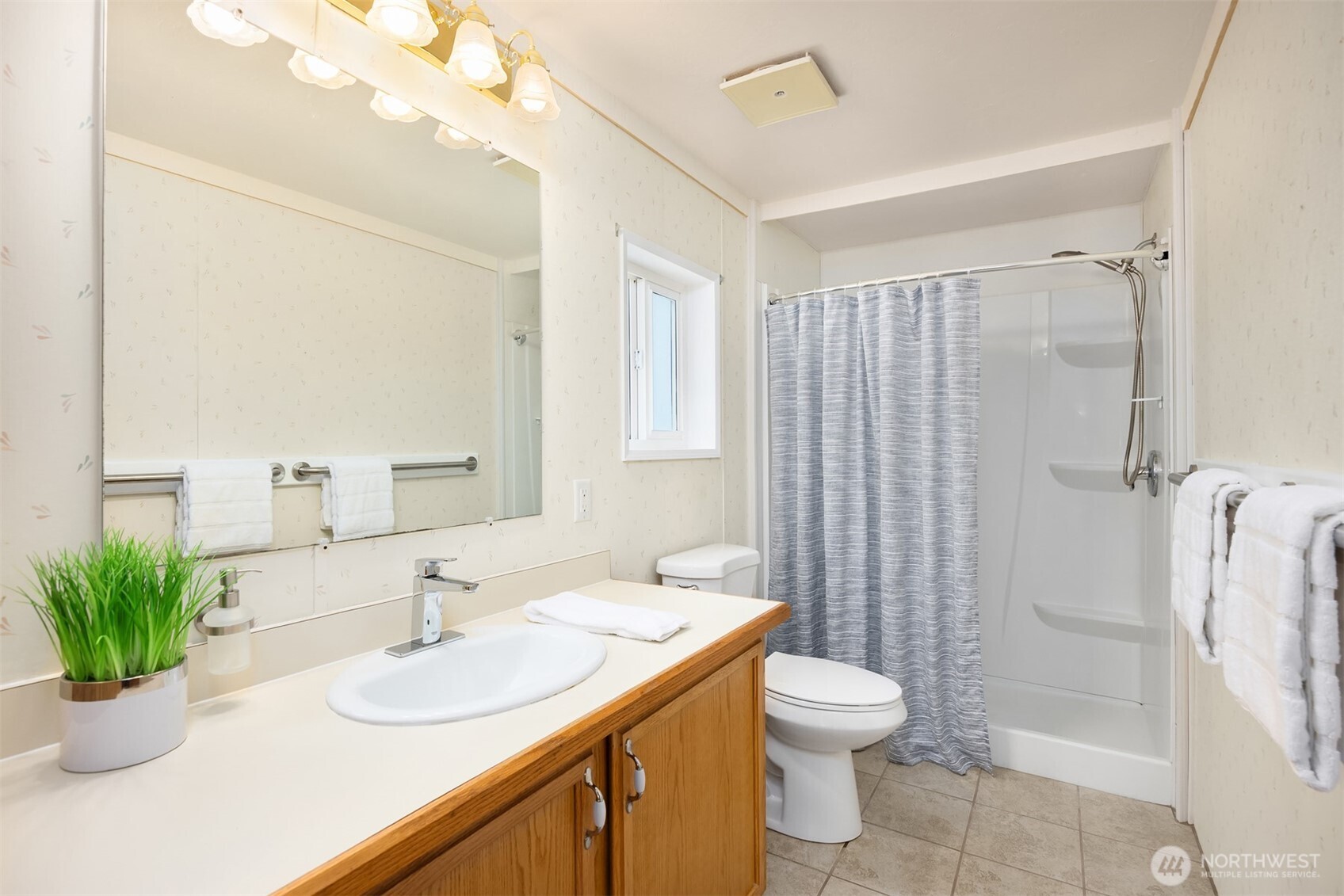 1754 NE Mesford Road Unit: 76