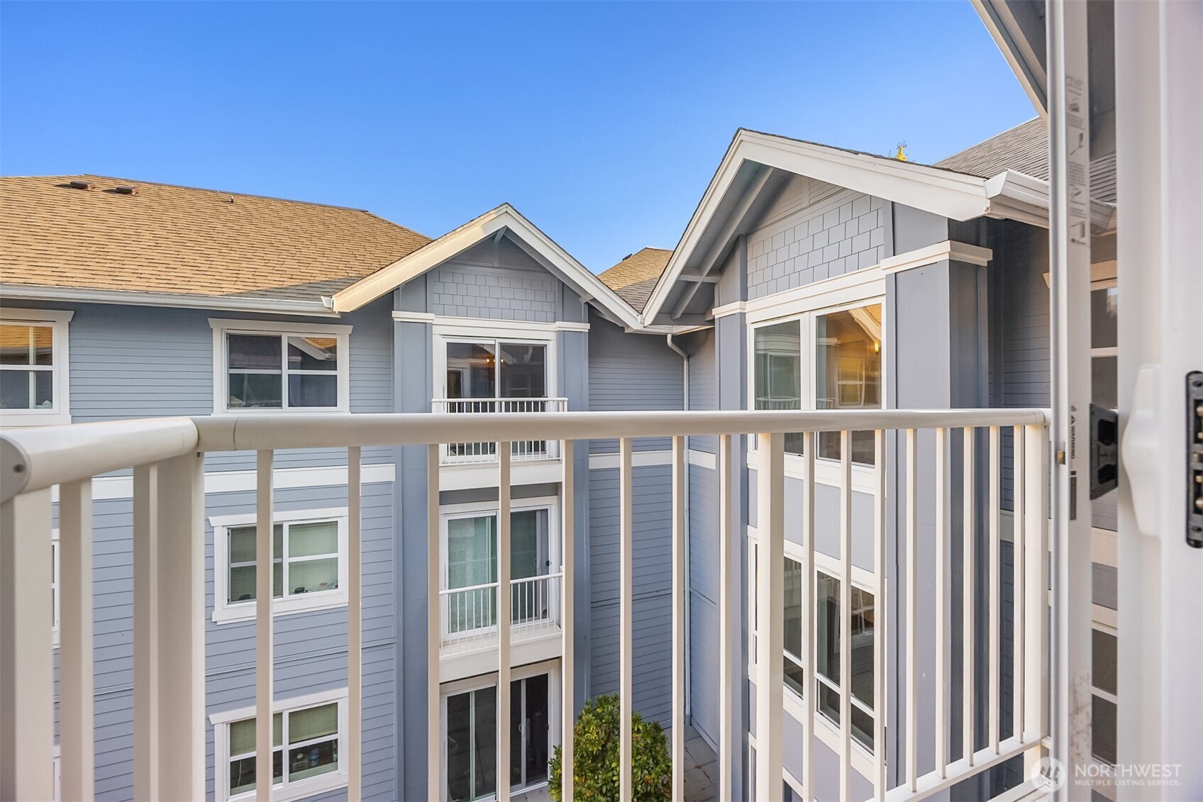 300 High School Road NE Unit: 419