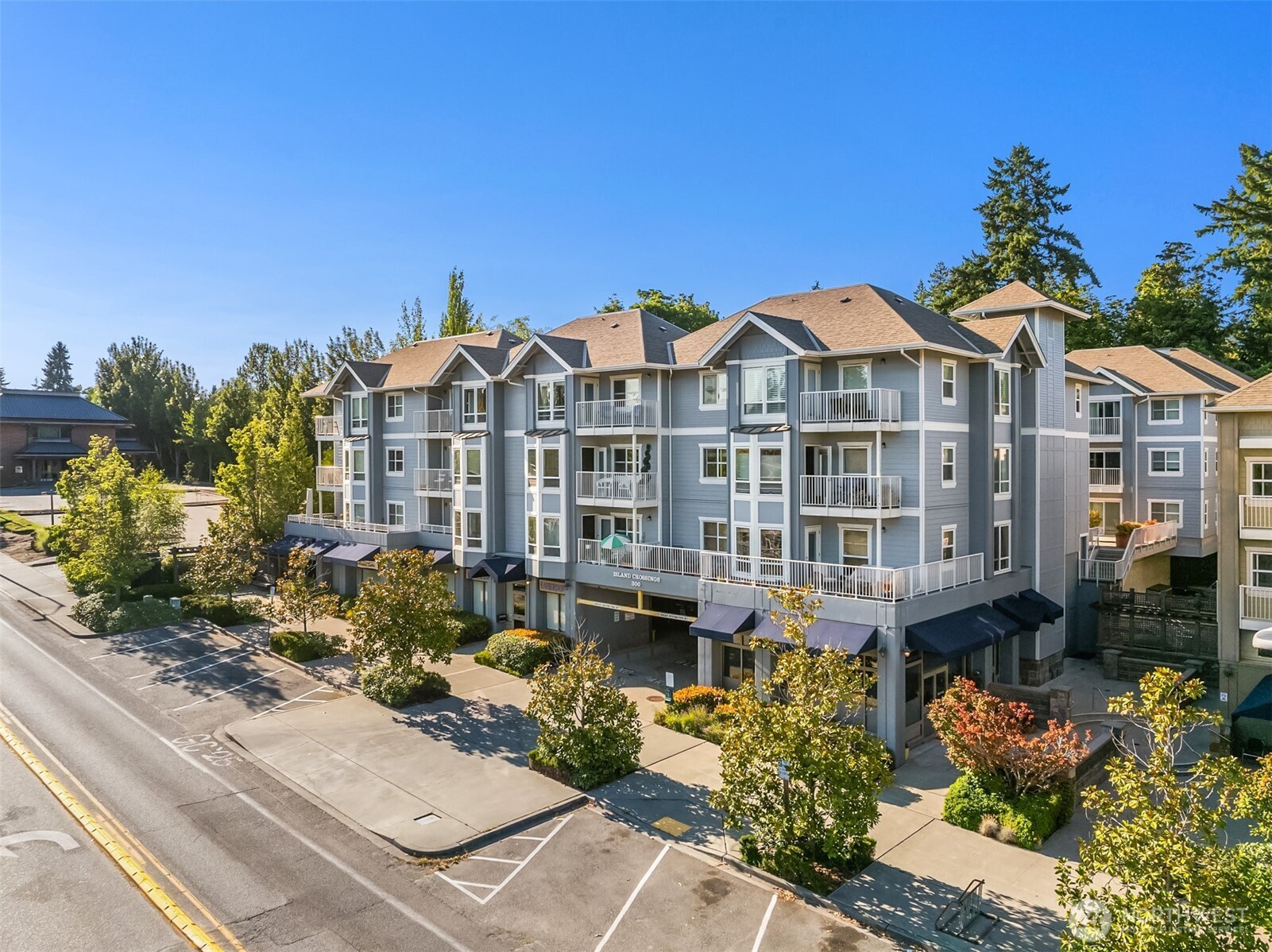 300 High School Road NE Unit: 419