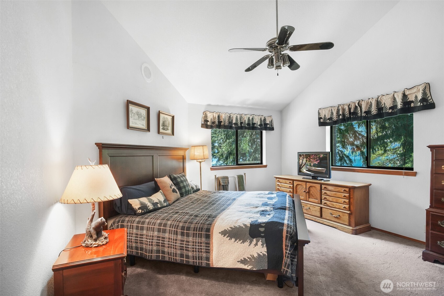 200 N Lakeshore Place