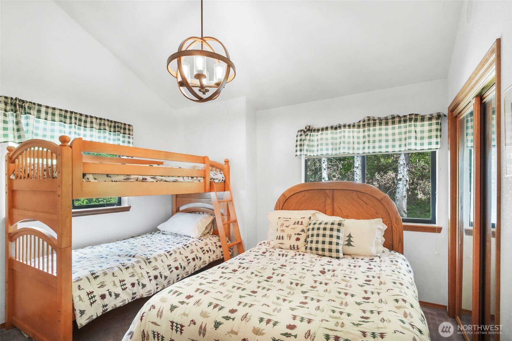 200 N Lakeshore Place