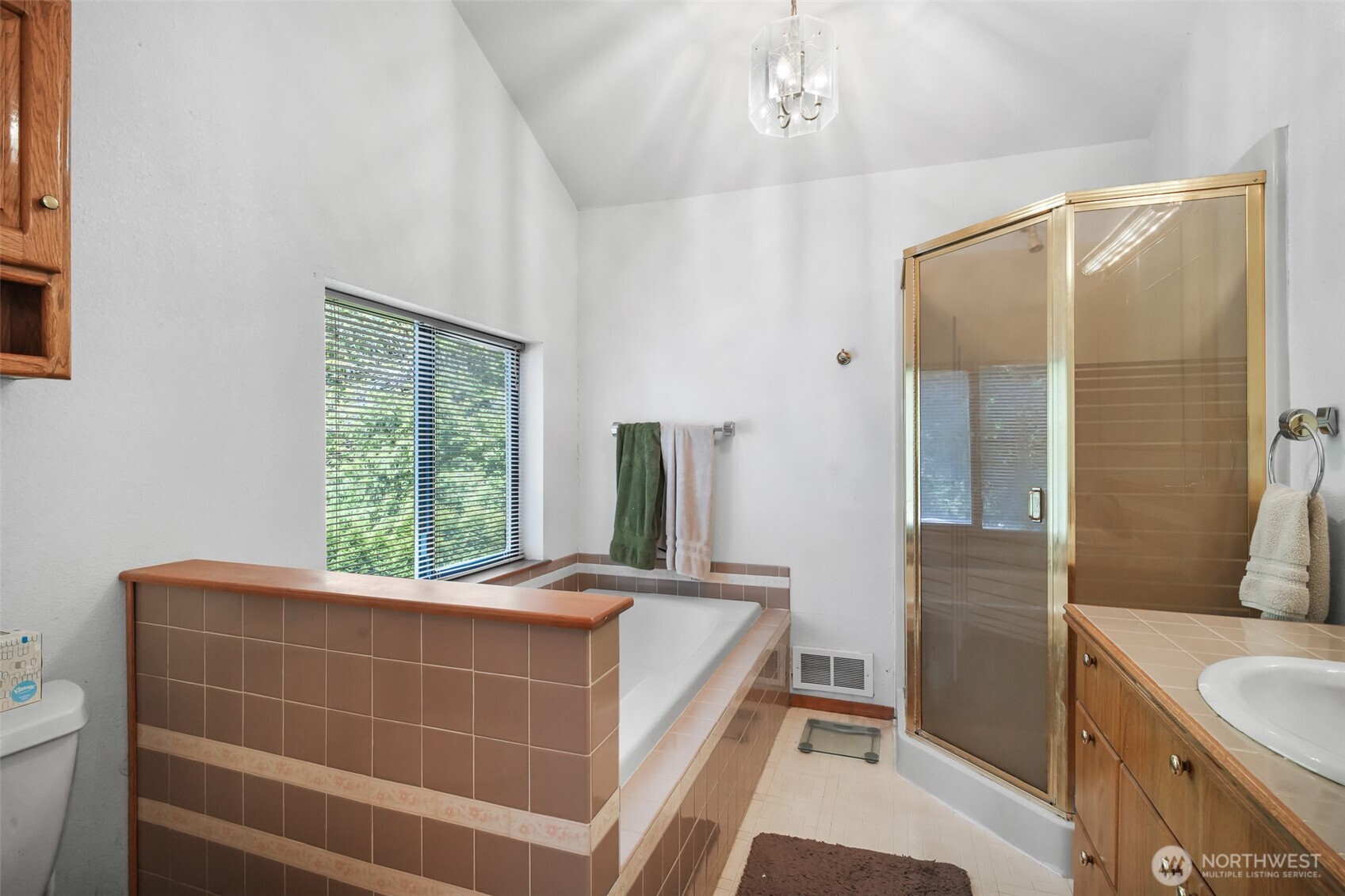 200 N Lakeshore Place