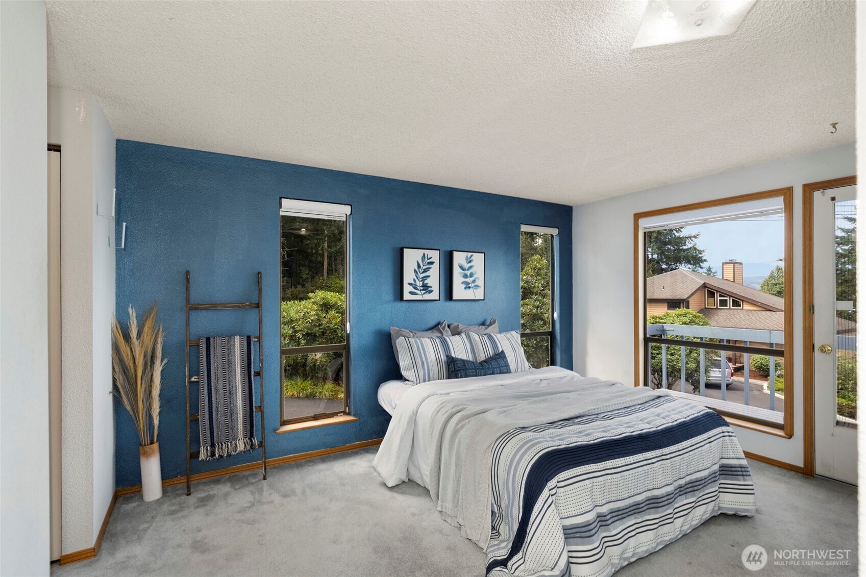 5046 NW Lakeness Road